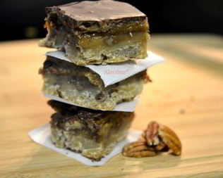 Десерт Сэнди пралине с пеканом