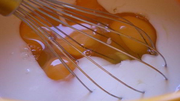 клафути с красным луком