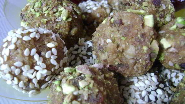 финиковые конфеты