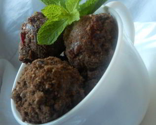 Мягкие черешневые конфеты с ромом и маскарпоне