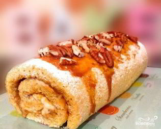 Бисквитный рулет с масляным кремом