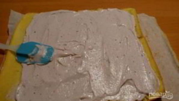 бисквитный рулет со сметанным кремом