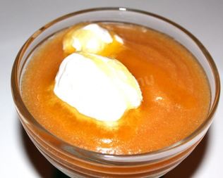 Десерт крем-пюре из тыквы с фруктами