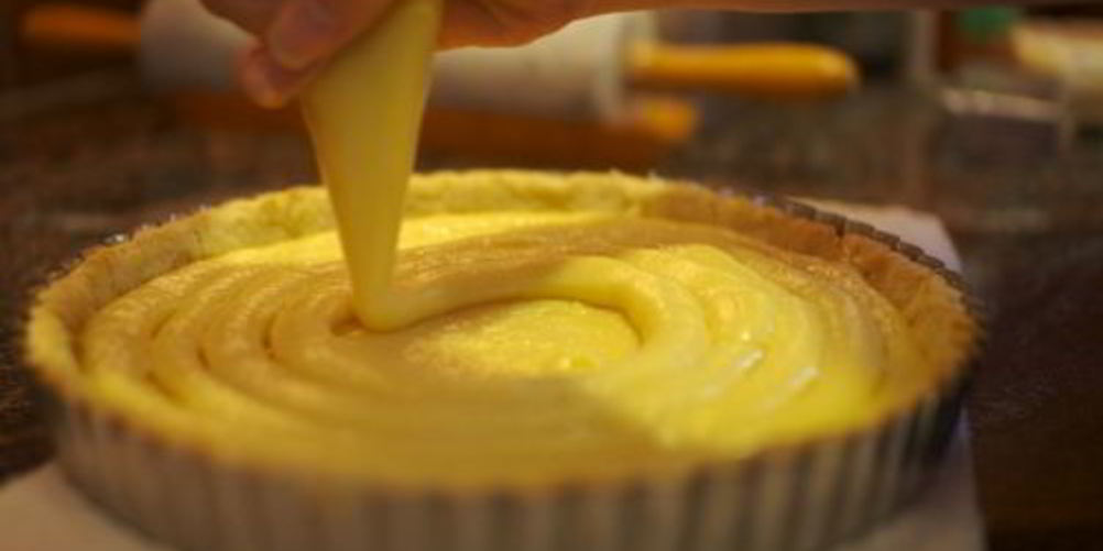 Рецепт универсального заварного ванильного крема