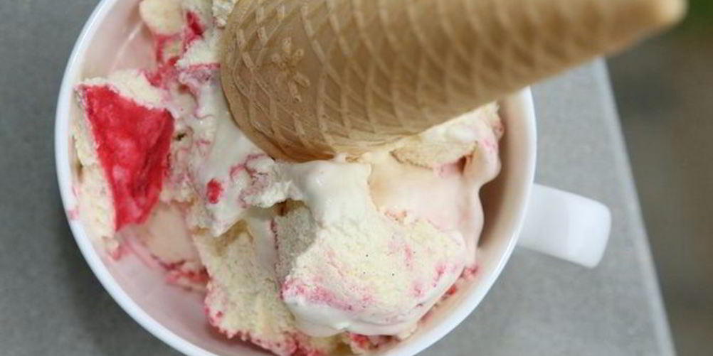 Рецепт малинового мороженого