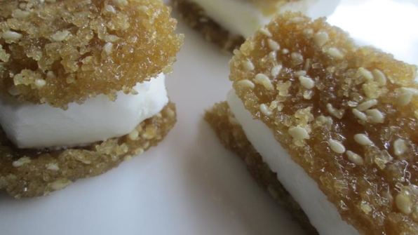 мороженое из йогурта с козинаками