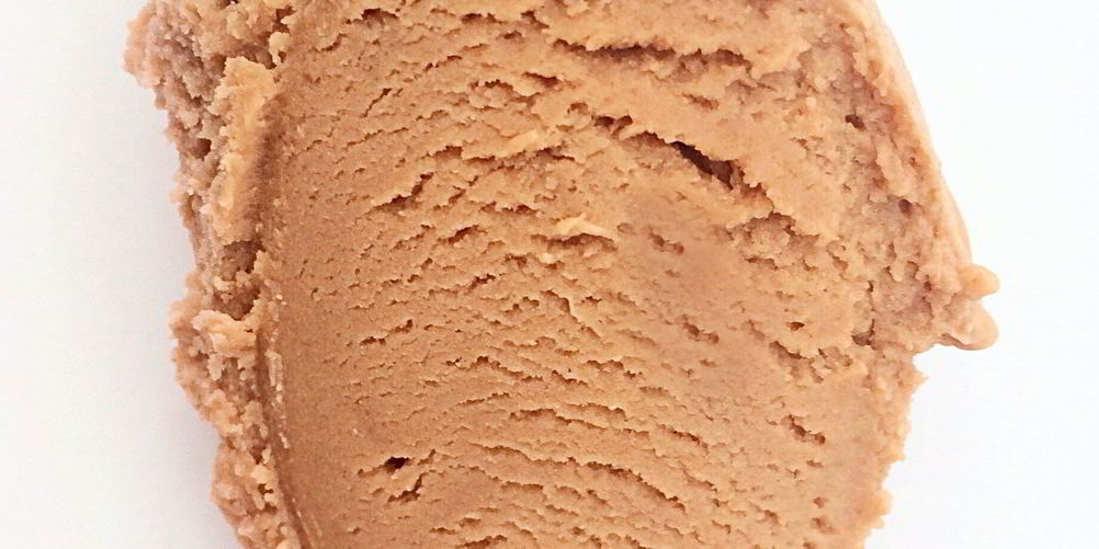 Рецепт мороженого с нутеллой и кусочками конфет ферреро роше