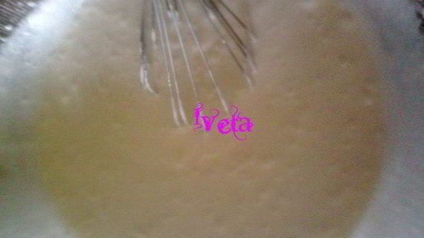 сливочно-клубничное мороженое