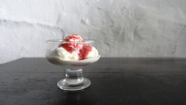 творожное мороженое