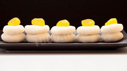 Моти — японский рисовый десерт