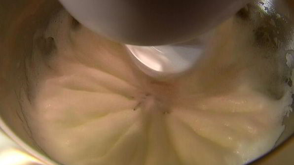 клубничный мусс с белым шоколадом