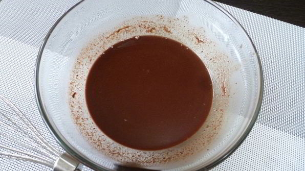 крем-мусс из шоколада и воды