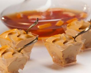 Мусс из вареной сгущенки с китайской грушей