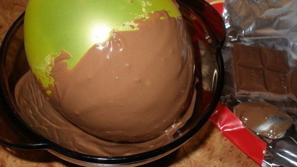 пасхальные шоколадные яйца с творожным муссом