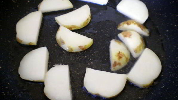 сельдь с картофелем и муссом из хрена