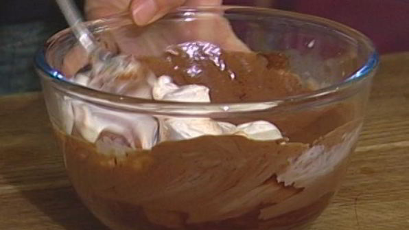 шоколадный мусс с фундуком