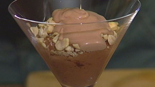 шоколадный мусс с фундуком