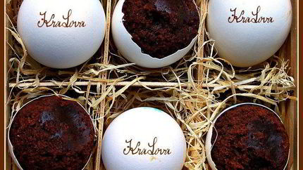 Пасхальные брауни в яичной скорлупе