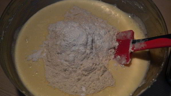 творожный бездрожжевой кулич