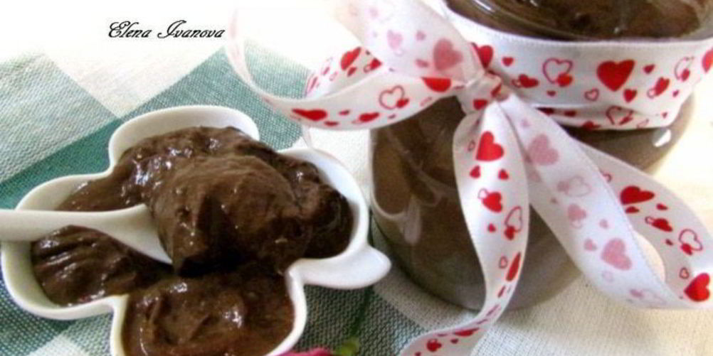 Рецепт шоколадной пасты из банана и авокадо