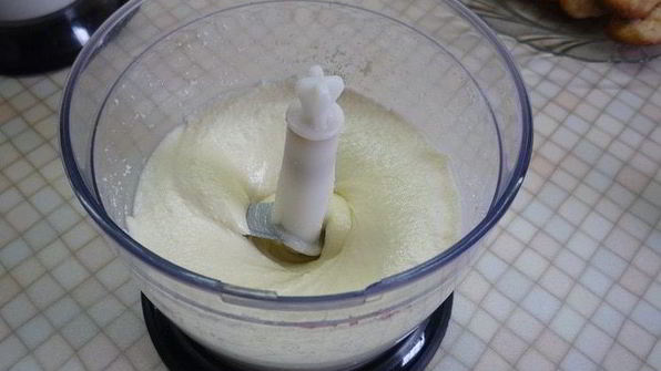 сливочно-вишневое суфле с творогом и шоколадом