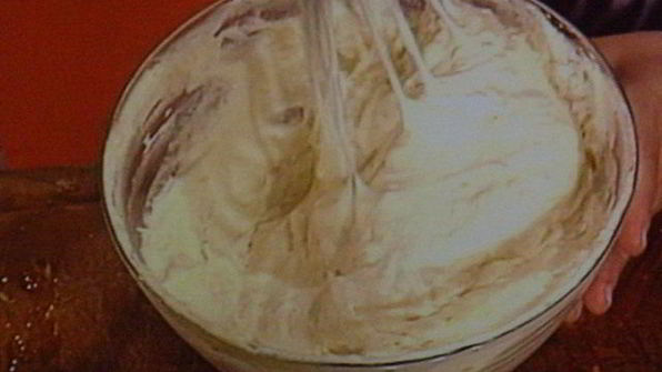 экзотический манговый тирамису