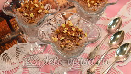 Творог с овсянкой, орехами и изюмом