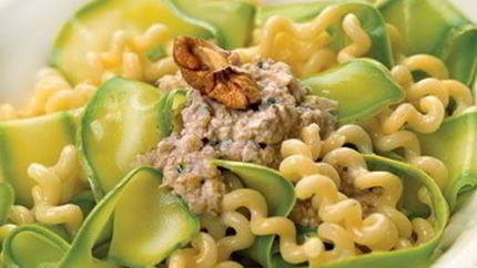 Быстрая лапша с цукини