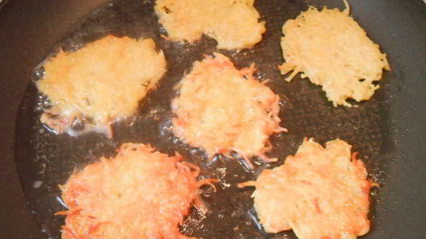 драники с чесноком