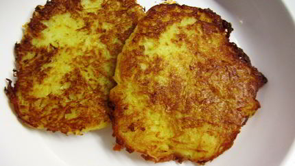 Драники с луком и салом