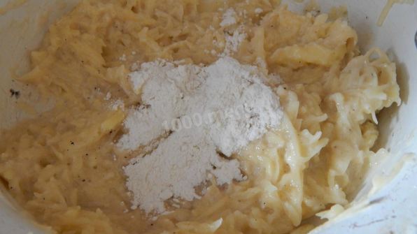 жареные драники на сковороде