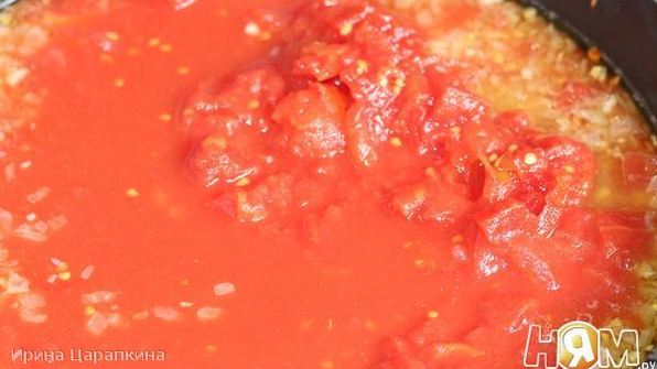 фрикадельки из трески в томатно-базиликовом соусе