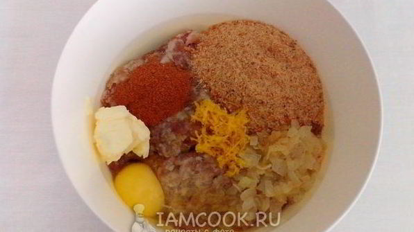 фрикадельки под сливочным соусом