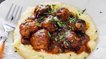 Фрикадельки с подливкой