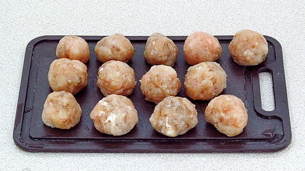 фрикадельки в духовке с кабачками