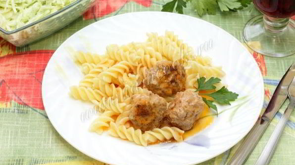 фрикадельки в томатно-сметанном соусе