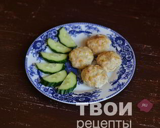 Куриные фрикадельки с сыром