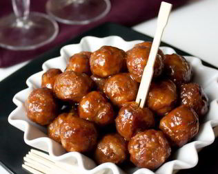 Остро-сладкие закусочные фрикадельки