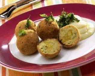 Рыбные фрикадельки с манговой начинкой