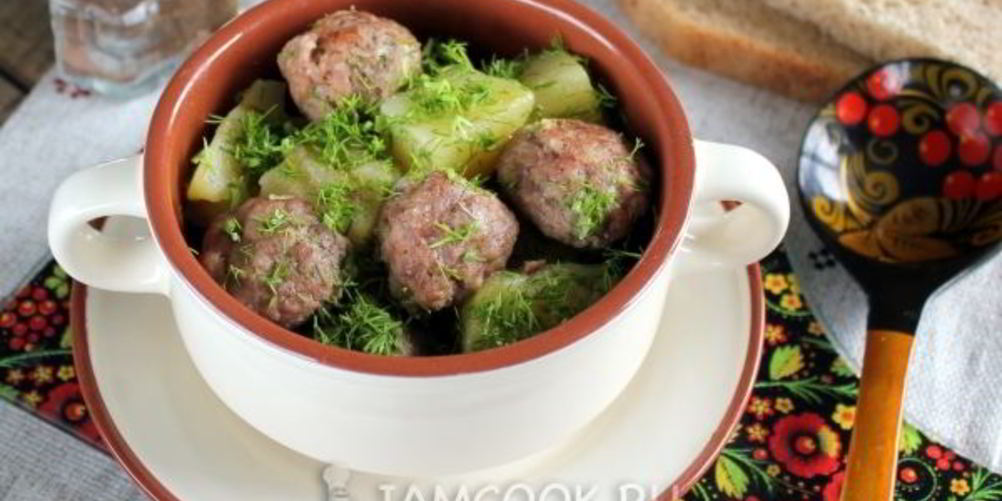 Рецепт тушеной картошки с фрикадельками