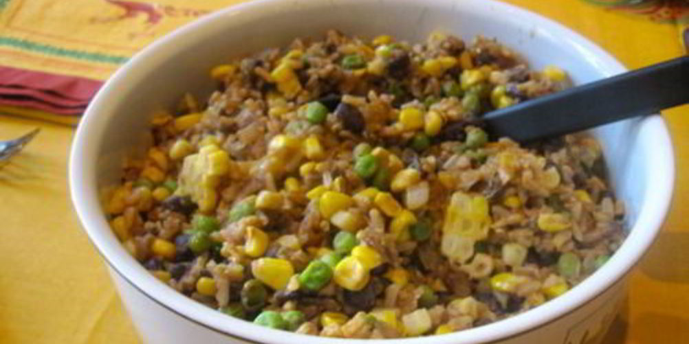 Рецепт гарнира из риса с кукурузой и фасолью