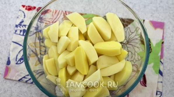 картофель по-деревенски в мультиварке