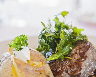 Картофель с чесноком в духовке