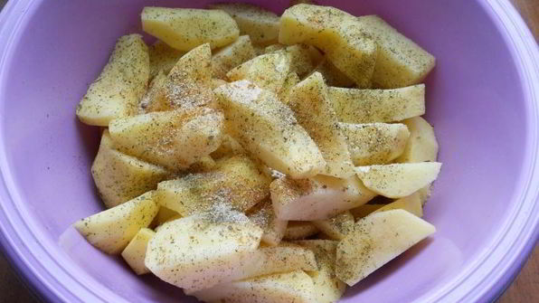 картофель с грибами и сыром сулугуни в мультиварке