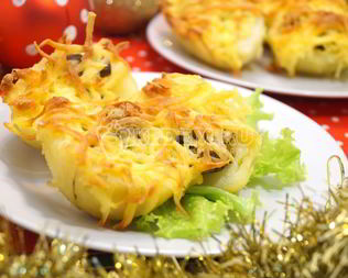 Картофель с грибами в духовке