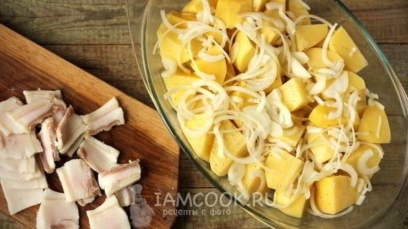 картошка с салом в духовке