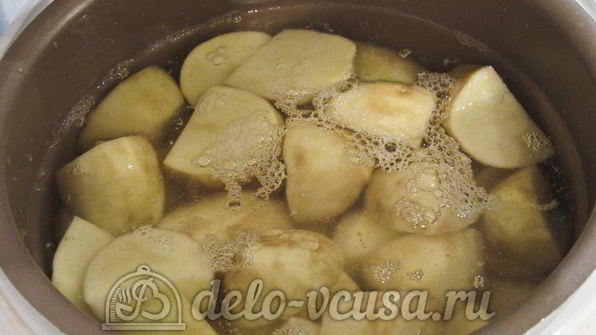 молодой картофель в мультиварке