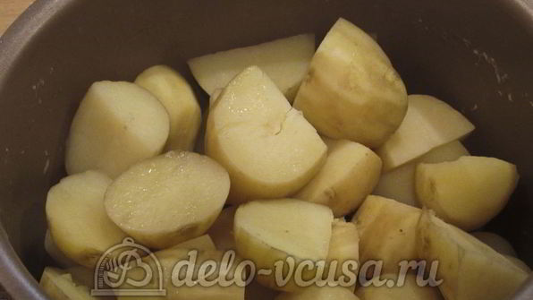 молодой картофель в мультиварке