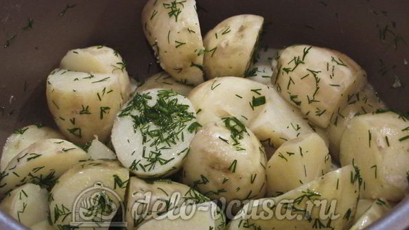 молодой картофель в мультиварке