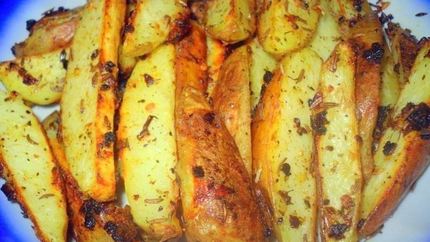 Постный картофель по деревенски